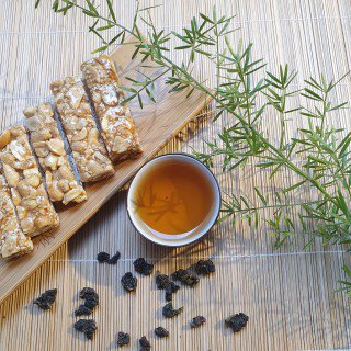 Lão Trà Olong - Vô Tứ Trà - Lọ Thủy tinh 200g